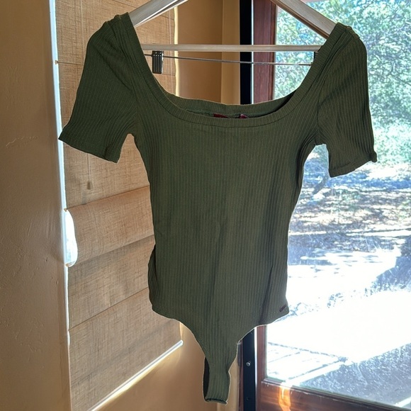 n:PHILANTHROPY Langley Olive Bodysuit Size Small - Picture 6 of 11